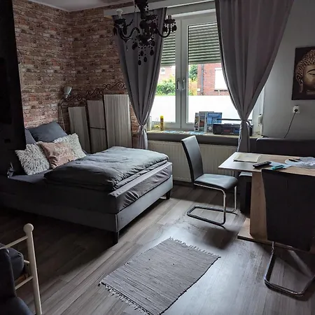 Inselviertel In Bester Lage - Eigener Eingang - Selbstaendiger Check In 24h *