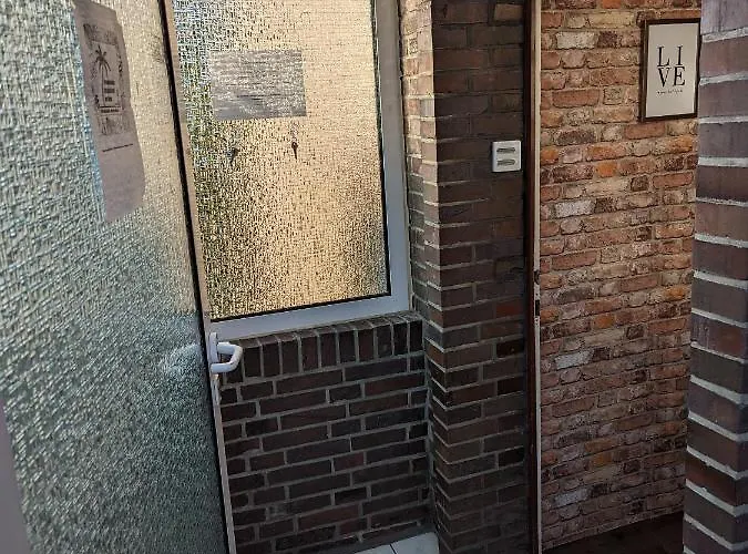 Inselviertel In Bester Lage - Eigener Eingang - Selbstaendiger Check In Lägenhet