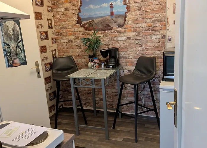 Inselviertel In Bester Lage - Eigener Eingang - Selbstaendiger Check In Lägenhet *